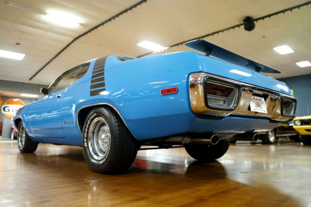 Plymouth Road Runner 1972 image number 22