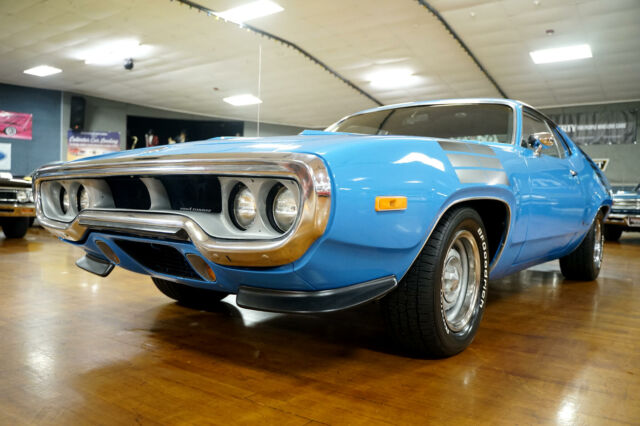 Plymouth Road Runner 1972 image number 8