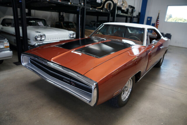 Dodge CHARGER RT 440/375HP V8 2 DR HARDTOP 1970 image number 0