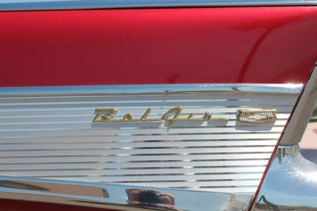 Chevrolet Bel Air/150/210 1957 image number 14