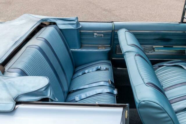 Oldsmobile F-85 Sport Convertible 1962 image number 39