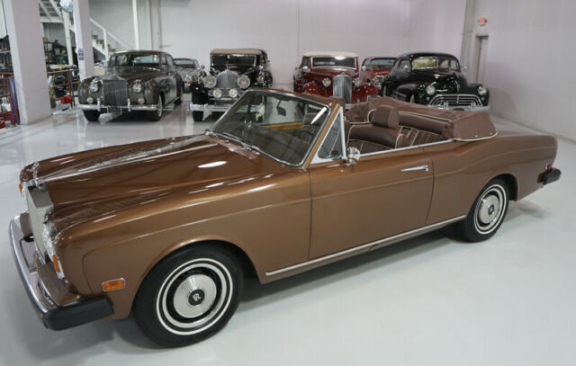 Rolls-Royce Corniche 1973 image number 29