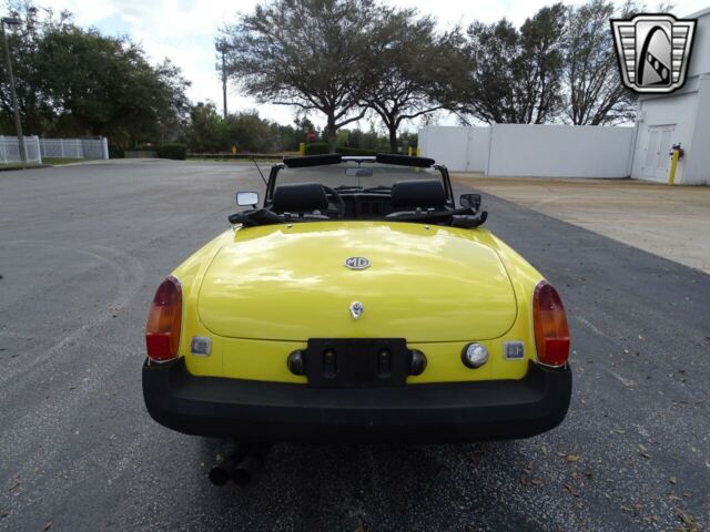 MG MGB 1978 image number 30