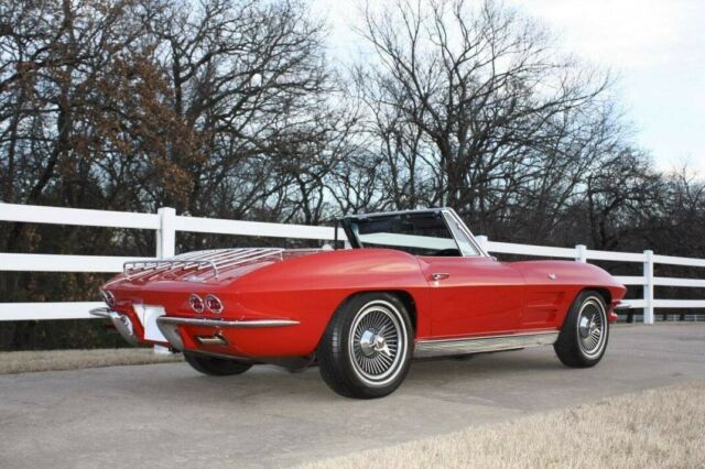 Chevrolet Corvette 1963 image number 25