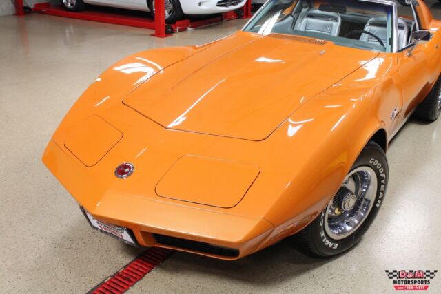 Chevrolet Corvette 1974 image number 23