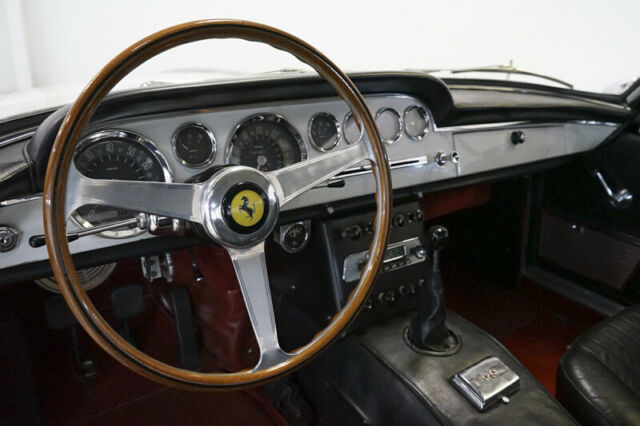 Ferrari 250 GT 1961 image number 37