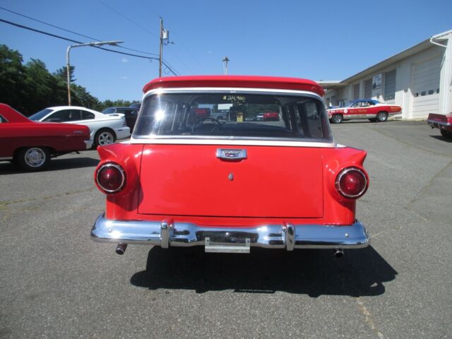 Ford Country Sedan Wagon 1957 image number 3