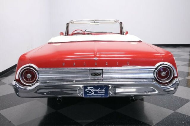 Ford Galaxie 1962 image number 11