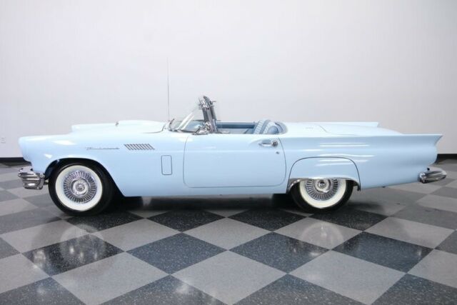 Ford Thunderbird 1957 image number 31