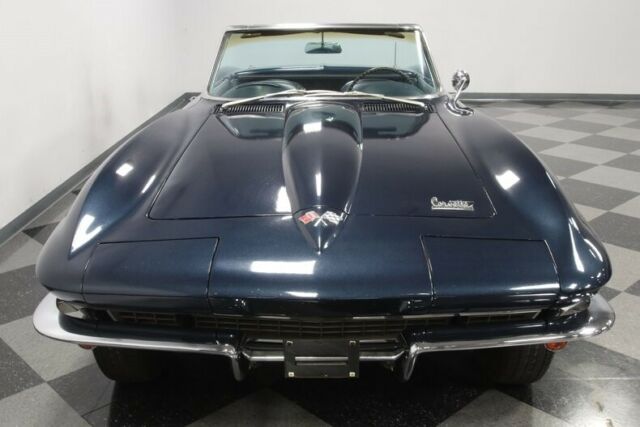 Chevrolet Corvette 1966 image number 19