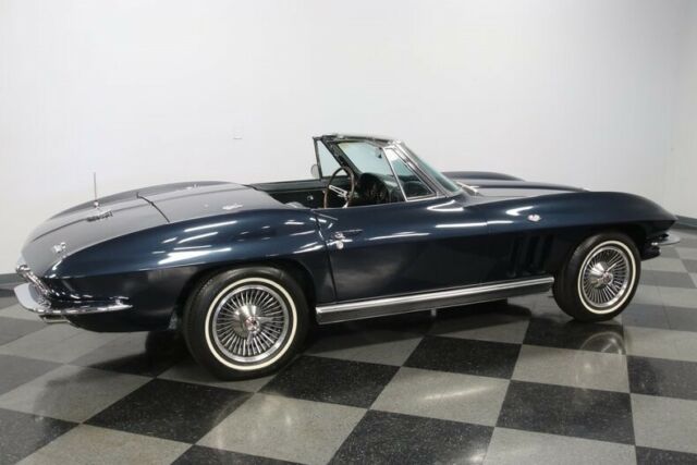 Chevrolet Corvette 1966 image number 38