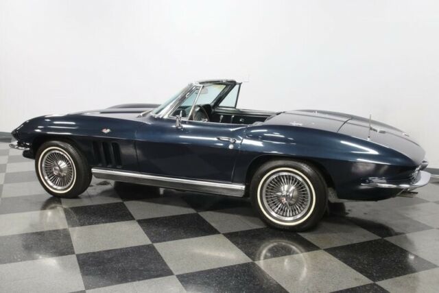 Chevrolet Corvette 1966 image number 8