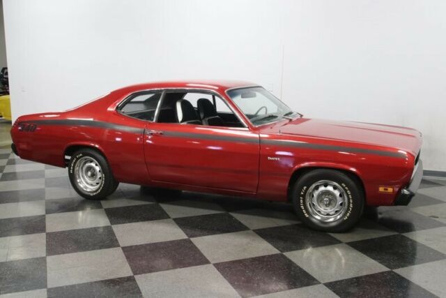 Plymouth Duster 1970 image number 16