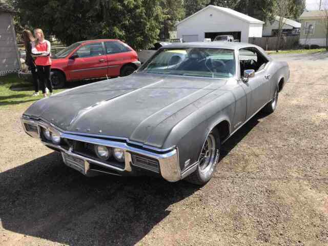 Buick Riviera 1968 image number 2