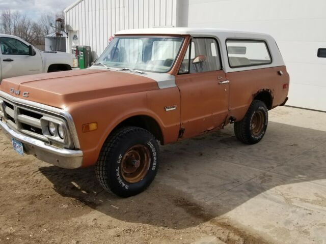 GMC Jimmy 1972 image number 21