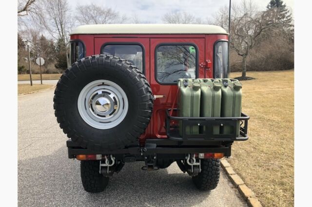 Toyota FJ Cruiser 1978 image number 29