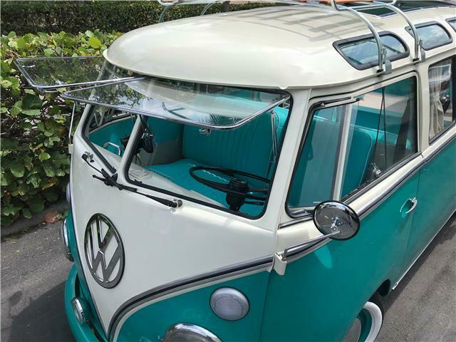 Volkswagen Bus/Vanagon 1974 image number 1