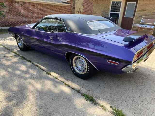 Dodge Challenger 1970 image number 27