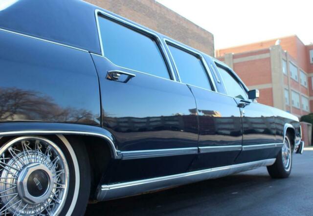 Lincoln Continental Limousine 1978 image number 22