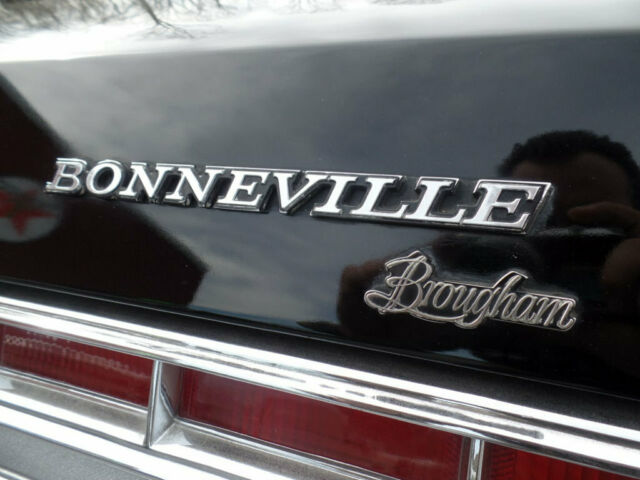 Pontiac Bonneville 1979 image number 16