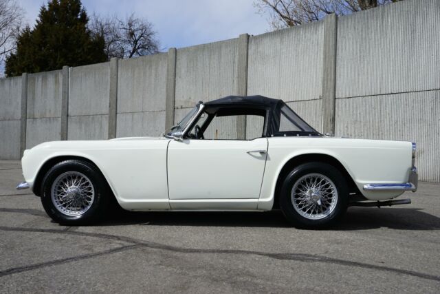 Triumph TR4 1963 image number 19