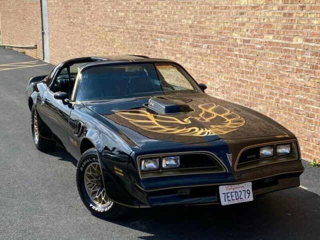 Pontiac Trans Am 1977 image number 1