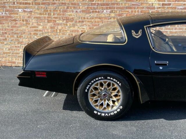 Pontiac Trans Am 1977 image number 21