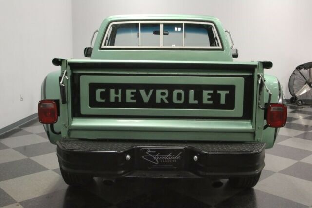 Chevrolet C-10 1979 image number 11