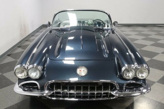 Chevrolet Corvette 1959 image number 19