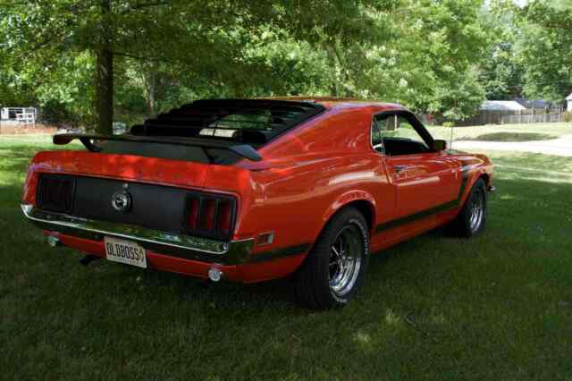 Ford Mustang Boss 1970 image number 25