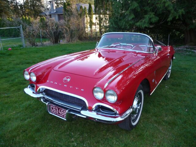 Chevrolet Corvette 1962 image number 24