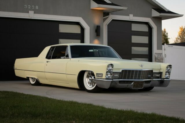 Cadillac DeVille 1968 image number 0