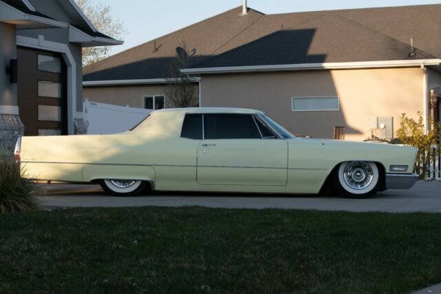 Cadillac DeVille 1968 image number 27