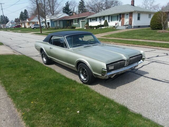 Mercury Cougar 1967 image number 1