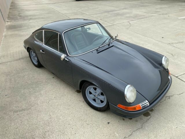 Porsche 911 1969 image number 22