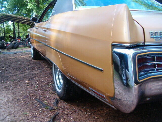 Buick Electra 1973 image number 4