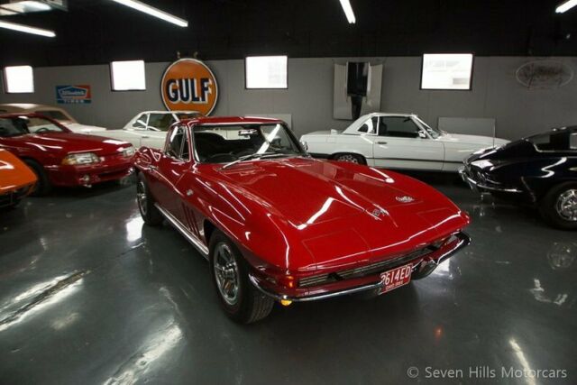 Chevrolet Corvette 1966 image number 4