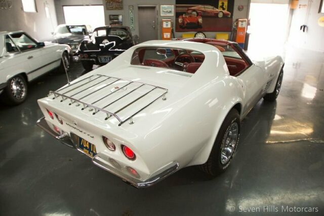 Chevrolet Corvette 1972 image number 6