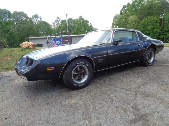 Pontiac Firebird 1979 image number 0