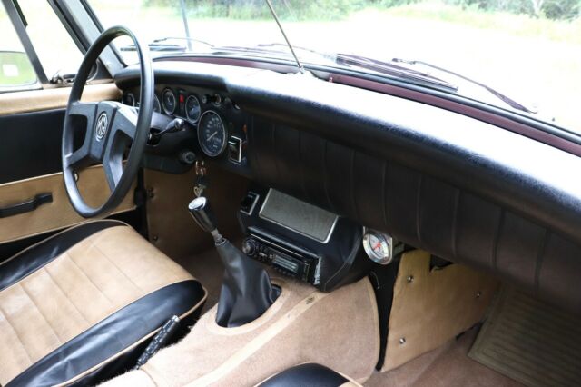 MG Midget 1979 image number 16