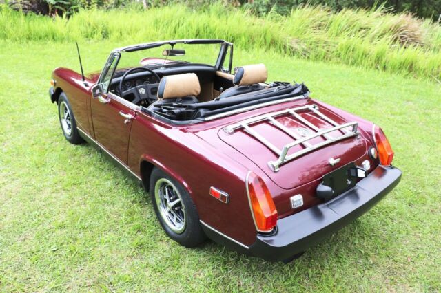 MG Midget 1979 image number 2