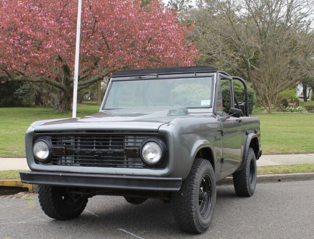 Ford Bronco 1970 image number 0