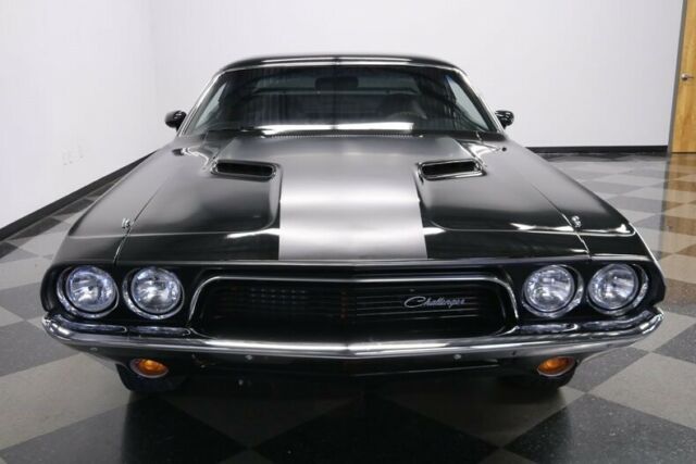 Dodge Challenger 1972 image number 19