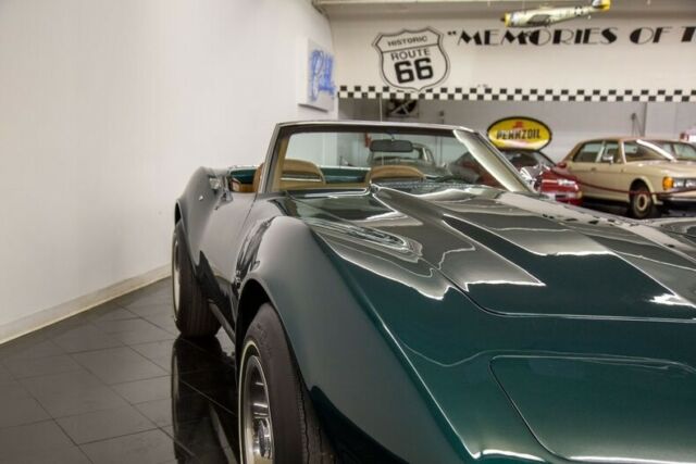 Chevrolet Corvette 1973 image number 12