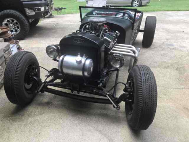 Ford Roadster 1927 image number 25