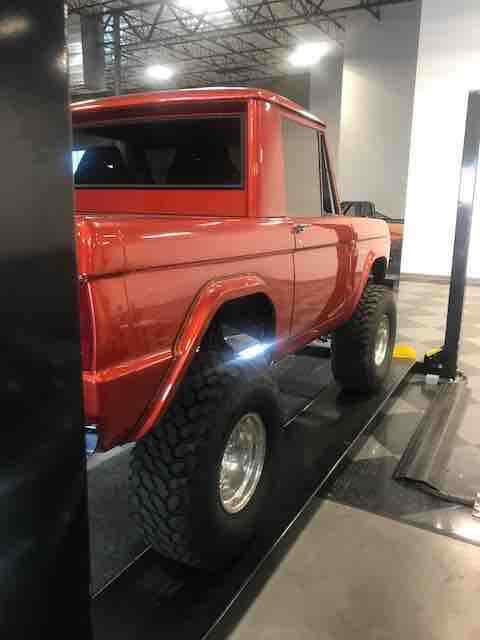 Ford Bronco 1966 image number 22