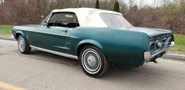 Ford Mustang 1967 image number 10