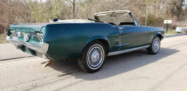 Ford Mustang 1967 image number 24