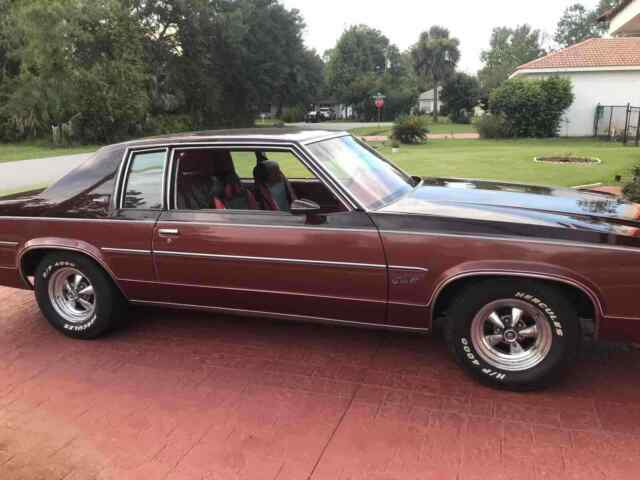 Oldsmobile Delta 88 1979 image number 29