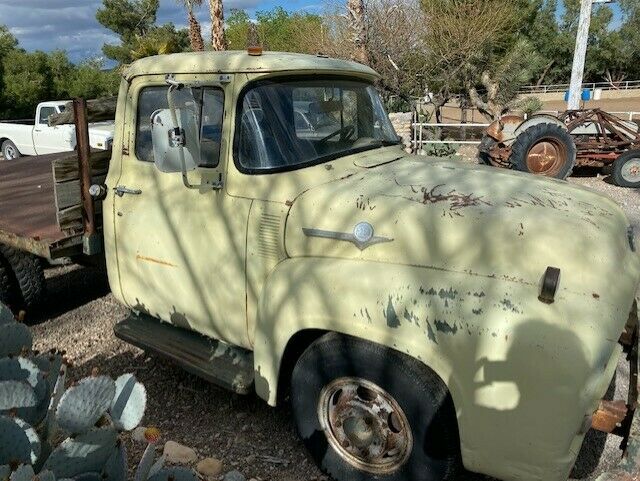 Ford F-100 1956 image number 2